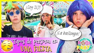 TIPOS de PERSONAS en una FIESTA ? HAGO una POOL PARTY en CASA de THE CRAZY HAACKS con MojiPops ?