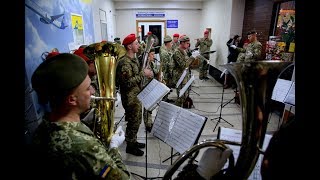 В аэропорту Запорожья почтили память киборгов