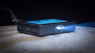 Sweam: a mini DLP projector with Android 7.1 that fits in the palm of your hand