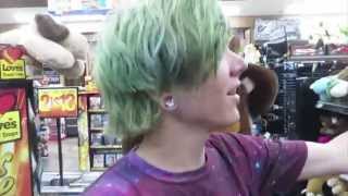 Johnnie Guilbert & BryanStars INVADE Warped Tour Virginia Beach!! PVRIS Interview 2015
