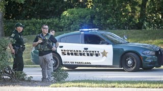 Florida: Nổ súng khiến hai người thiệt mạng - BBC News Tiếng Việt