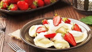 Вареники с клубникой по-домашнему