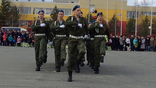 Смотр строя и песни образцовых организаций города. Школа 14, Нягань, Россия , 2017