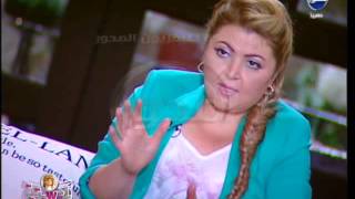 ربع دستة ستات - أوكا وأورتيجا وكاريكا وتقليد لدخول المعجبات للتصوير معهم