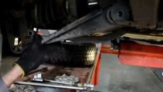 Замена рычага передней подвески Рено Логан. Replacing the front suspension arm Renault Logan