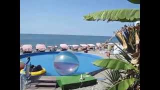 Пляж в Лоо видео.