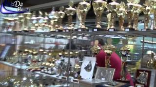 (Slow Motion) A walk through the International Pigeon Market Kassel, Germany (2012)