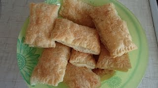 Слойки с творогом очень вкусные.Быстро и вкусно.