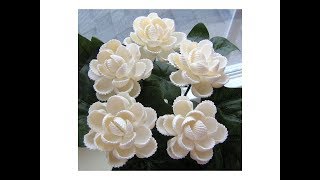 Роза из ракушек.