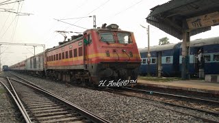 Poorva Express Overtaking Vikramshila Express