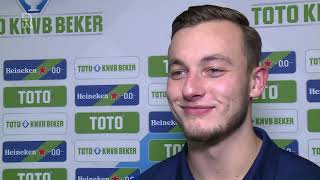 Sterke Bijlow houdt de nul tegen Heerenveen: 'Na de wedstrijd komen de emoties eruit'