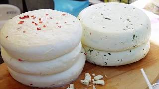 Я просто взяла молоко, уксус, и у меня получился изысканный сыр
