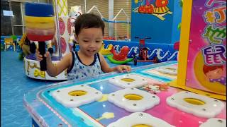 Trò chơi Đập chuột ở khu vui chơi cho trẻ em - Nhạc thiếu nhi vui nhộn ♥ Bé Trũi