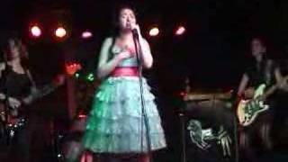 GIRLS WITH GUNS // "Stupid Cupid" (Live/San Francisco)