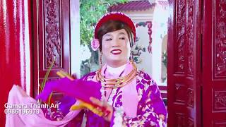 Thánh Cô Cửu Tỉnh, Nghệ Nhân Đặng Hồng Anh Hầu Thánh Cô , Hát Văn Hầu Đồng Tại Phủ Mẫu Tây Hồ