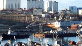Буксировка плавкрана проекта 771 / Floating crane towing