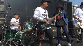 Bandung Pop Punk & Givani Gumilang - Dance With Me (Cover Scimmiaska) at CFD Dago Bdg