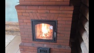 Кладка каминопечи со стеклянной дверцей.( 20 т.р.)