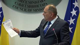 Dragan Mektić cita pjesme o Dalidi Burzic