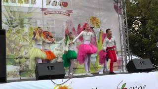 Ансамбль "Семицветик" на фестивале "Московское варенье"