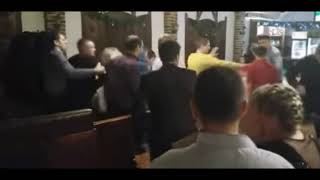 Бей своих!.. Россияне устраивают массовые драки на новогодних корпоративах