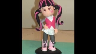 Draculaura ( Monster High) Parte 1 - Aula de Biscuit