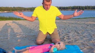 СОФИЯ УШЛА САМА НА РЕЧКУ. НЕ ВЗЯЛА БРАТА. КУПАЕТСЯ ОСЕНЬЮ