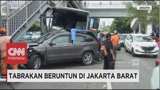 Tabrakan Beruntun, Bus Tabrak 7 Mobil & Satu Sepeda Motor di Jakbar