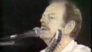 Vasilhs Tsitsanis - Aharisth (live)
