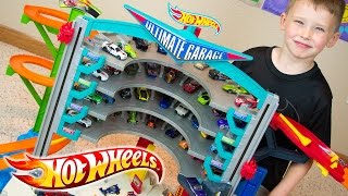 Hot Wheels Ultimate Garage & Team Hot Wheels Toy Cars