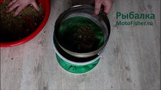 Зачем просеивать фидерную прикормку через сито. Видео прикормки под водой.