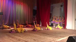Танец "Калыханка" 5-7 лет. Школа-студия "Мини-леди" Могилев