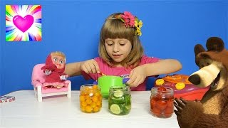 Маша и Медведь Готовим вместе с Машей  Игра для Детей Видео для детей Маша готовит Обнимашки с Машей