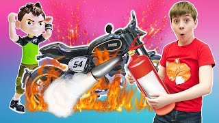 Новый мотоцикл Бен Тена! ТРИЦИКЛ | Игрушки из мультфильмов для детей в Автомастерской