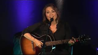 מירה עווד - בהלוואן ('לוליינית') | סיפורים במונו