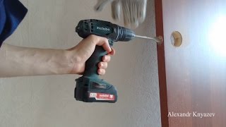Как сделать отверстие в двери под замок и ручку?