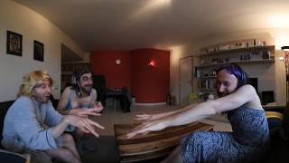 ATTAQUE DE FILLES - vidéo 360 VR