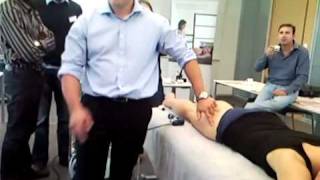 Stephane Gervais en démonstration chez Storz Medical