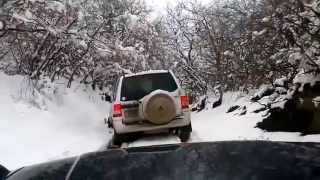 Pajero io & TLC Prado 78 in snow