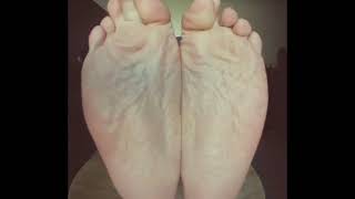 Huge Retro Feet