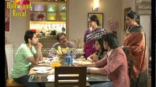 On location of TV Serial ‘Khushiyon Kii Gullak Aashi’ Family discusses with Aashi  1