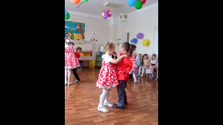 Хороши весной в саду цветочки