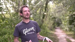 Frank Turner: "I Tried To Make Drum 'N' Bass. I Was Really Bad At It"