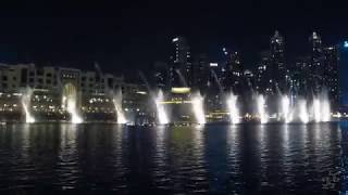 Фонтан Дубая с небоскрёба Бурдж-Халифа (Burj Khalifa) - 02.11.17