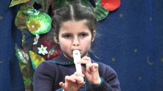 Флейтисты НГШ. Концерт 24.12.2010. Лиза Шубина, 1 класс НГШ