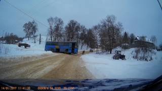 автобус застрял в Мещовске