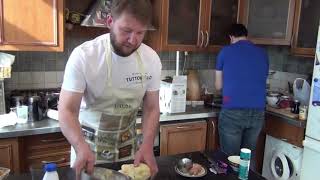 Как приготовить вкусное печенье с помощью кондитерского  пресс шприца .