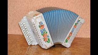 Новинка в продаже! Уменьшенная заказная гармонь Фа мажор