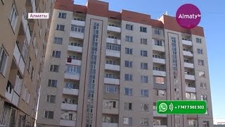 Специалисты проверяют на прочность дома в м-не Алгабас (12.05.17)