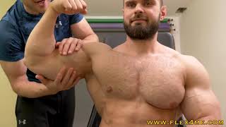 IRON MUSCLES : Pecs n Biceps Worship